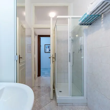 Ianny's Casa Vacanze 펜션 로마